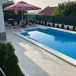Prázdninový dům Riviera *