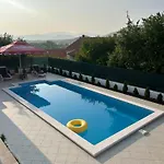 Riviera Tatil Evi